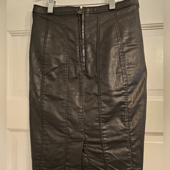 Vintage Burberry Brit Black leather coated denim skirt - Picture 2 of 7